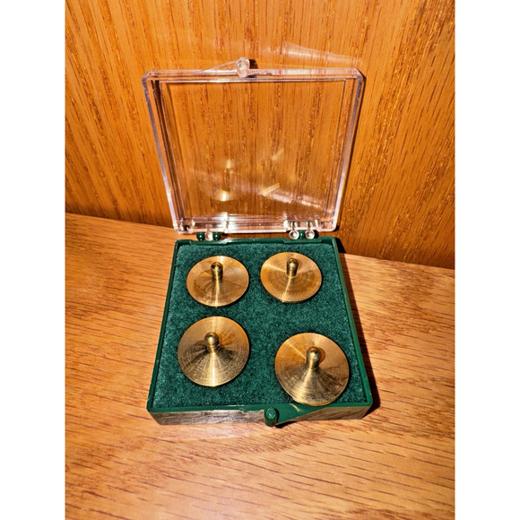 Vintage Walt Disney World Brass Golf Ball Markers Retro Mickey set 4 in Orig Box - Picture 2 of 5